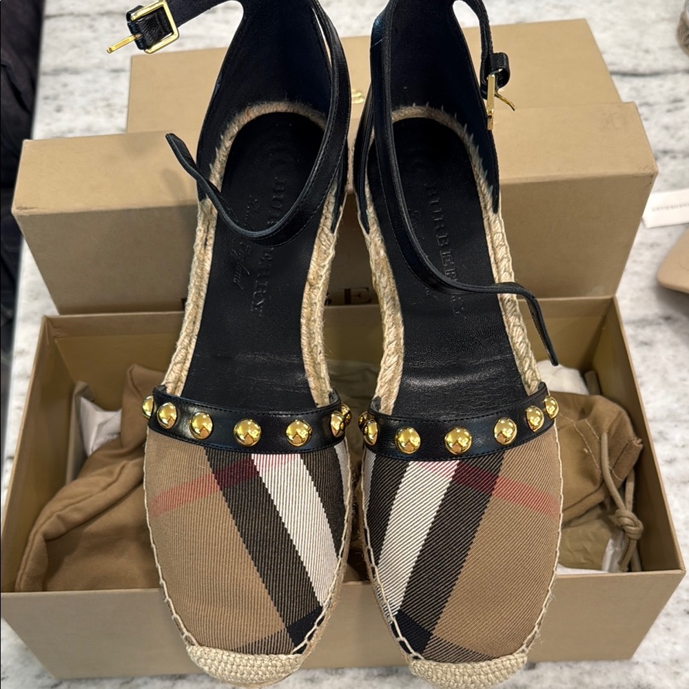 Burberry Black and Brown Espadrilles with Ankle Strap - Picture 2 of 8